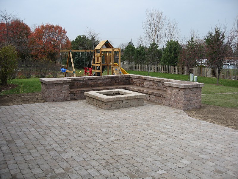 Bergerac 4pc is the perfect paver to create a wonderful patio. - Bob's Grading Milwaukee